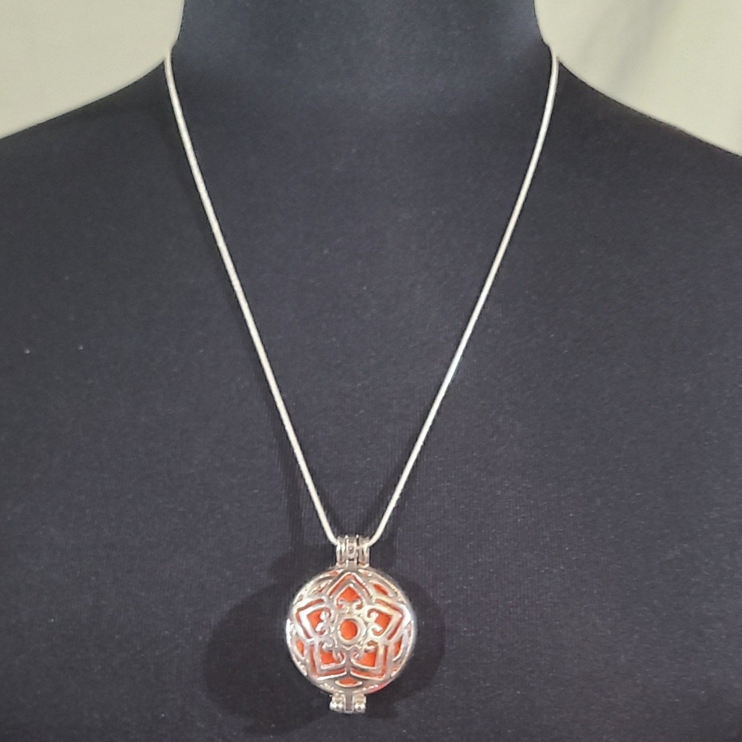 Weary Traveler Bundle for Sleep and Jet Lag Aromatherapy diffuser locket - Elixir Mind Body Boutique