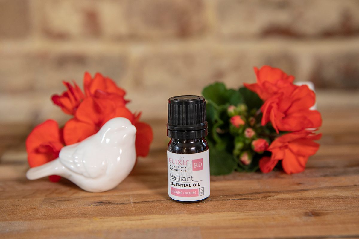 Elixir Mind Body Botanicals Radiant Essential Oil Blend